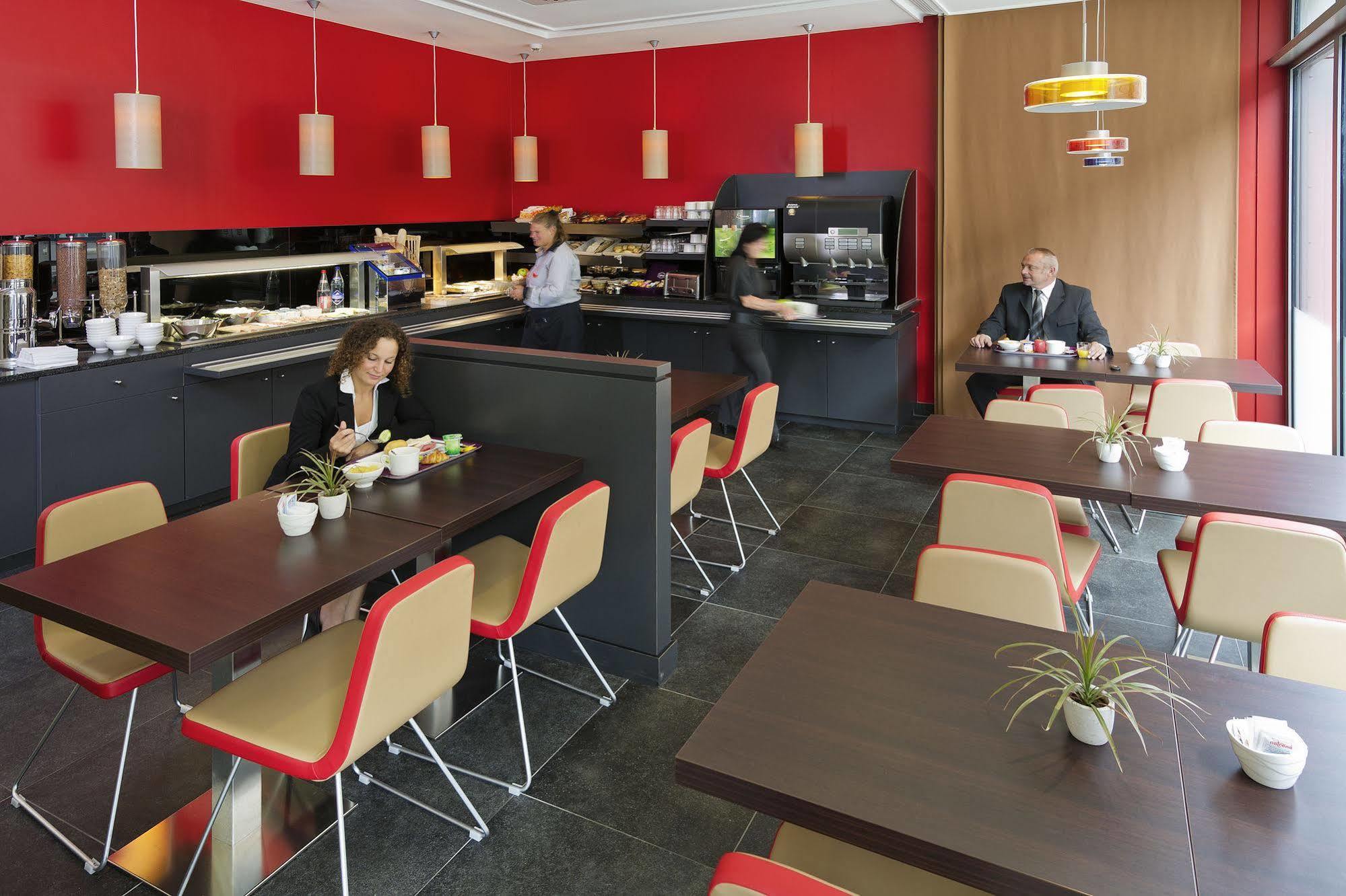 Ibis Esch Belval Hotel Eksteriør billede